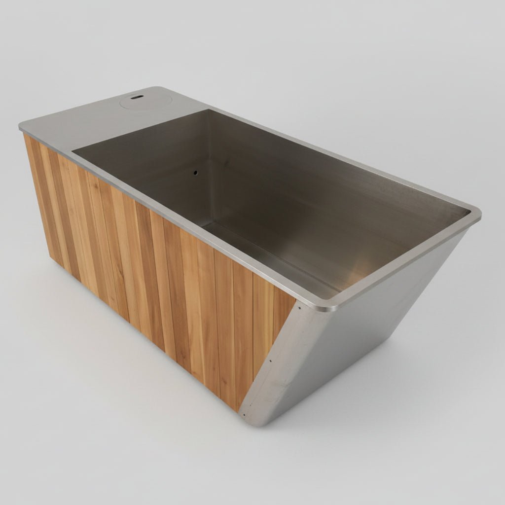 Wood & Stainless Steel Plunge Pool with Integrated Chiller/Heater